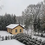 Przy Lesie Σπίτι διακοπών Lakie (Zlotow)