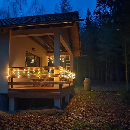 Tatil Evi Przy Lesie