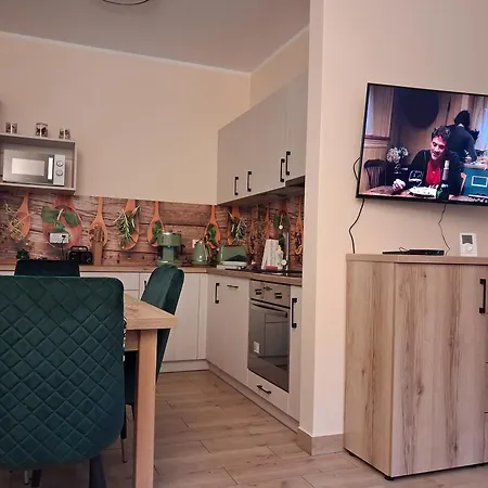 Дом отдыха Przy Lesie Lakie (Zlotow)