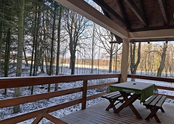 Tatil Evi Przy Lesie Lakie (Zlotow)